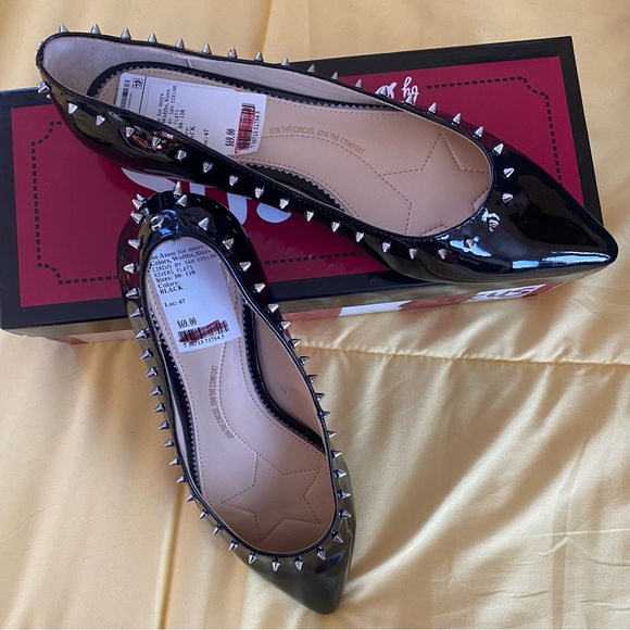 Sam Edelman Shoes - New in box Sam Edelman studded flats